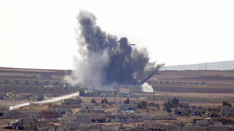 فصائل عراقية تستهدف قاعدة امريكية في سوريا