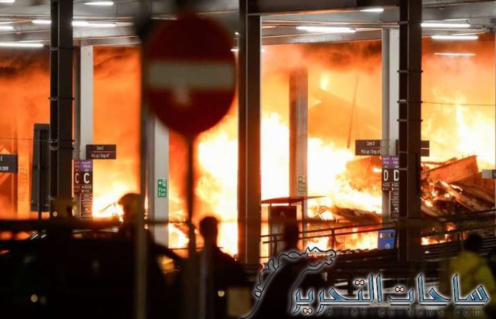 انهيار جزئي لمطار لوتون اللندني بسبب اندلاع حريق كبير