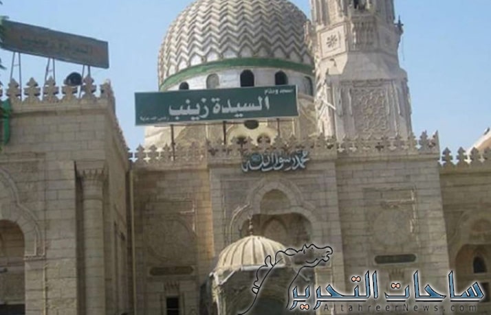 الدفاع المدني المصري ينقذ مسجد السيدة زينب من حريق ضخم