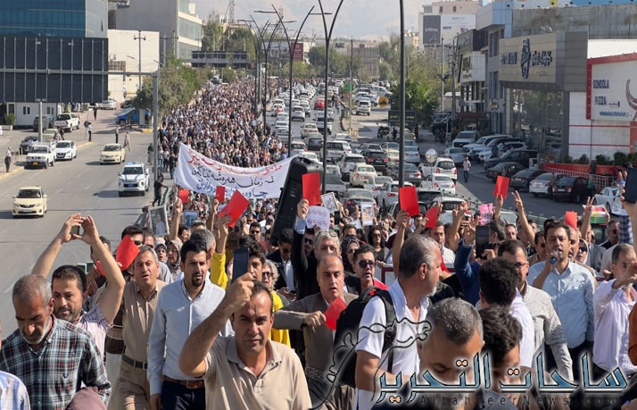 ممثل تظاهرات السليمانية يطالب الحكومة بانهاء ازمة الرواتب